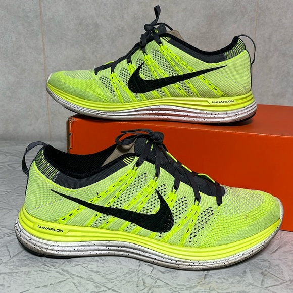 Nike Flyknit One+ bright neon green and black men’s size 8 women’s 9.5 - Picture 5 of 11